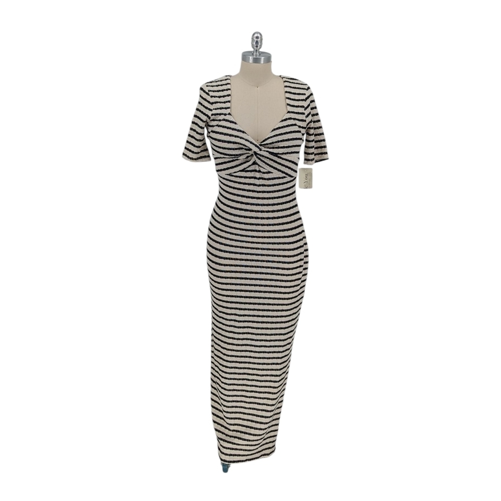 19897 Illa Illa Striped Knit Bodycon Maxi Dress Black Ivory size Medium nautical